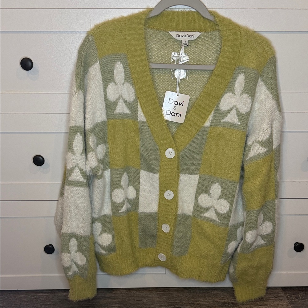 NWT Davi & Dani Green Spades Button Front Oversized Cardigan Sweater
